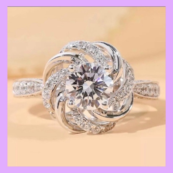Elegant 925 Silver CZ Flower Ring. - Picture 1 of 6